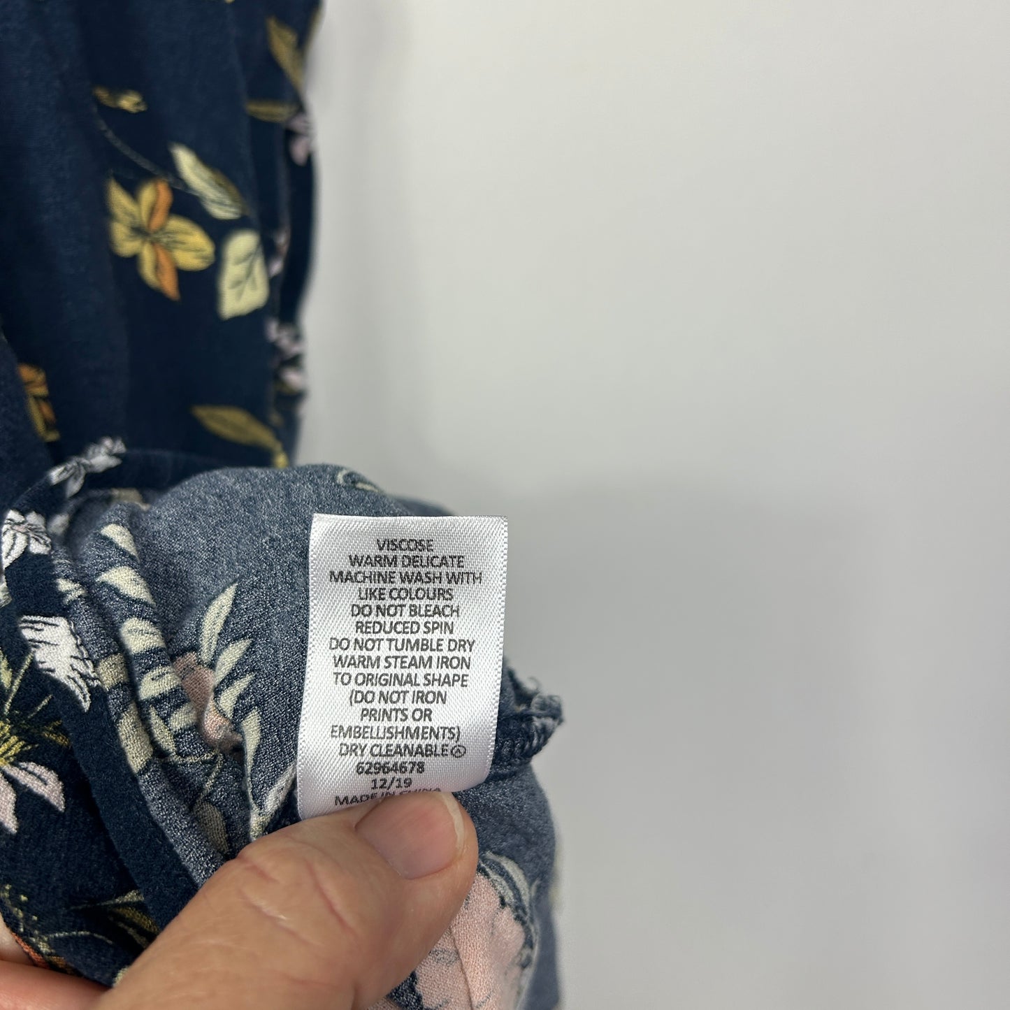 Target Navy Blue Multicoloured Floral Print Top - Size 18