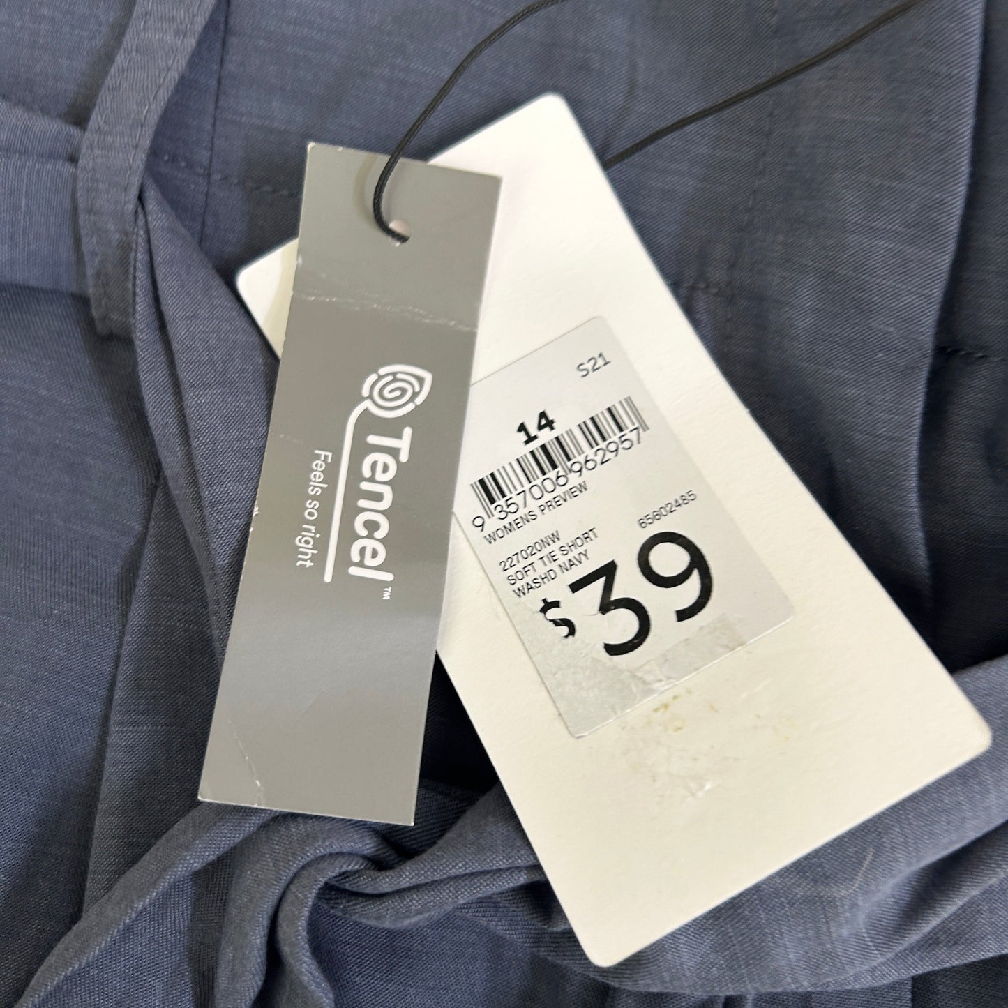 Preview Tencel Navy Blue Shorts - Size 14