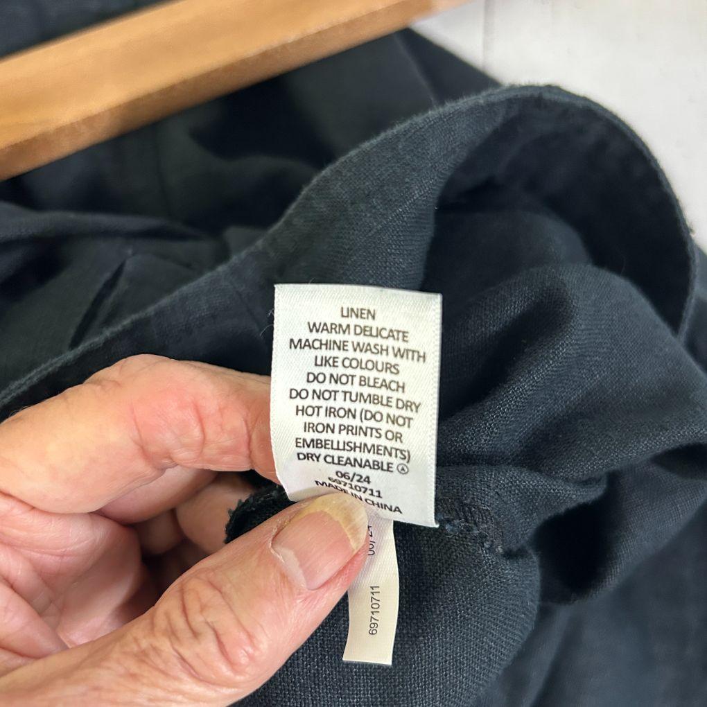 Target Woman Black Linen Skirt - Size 18