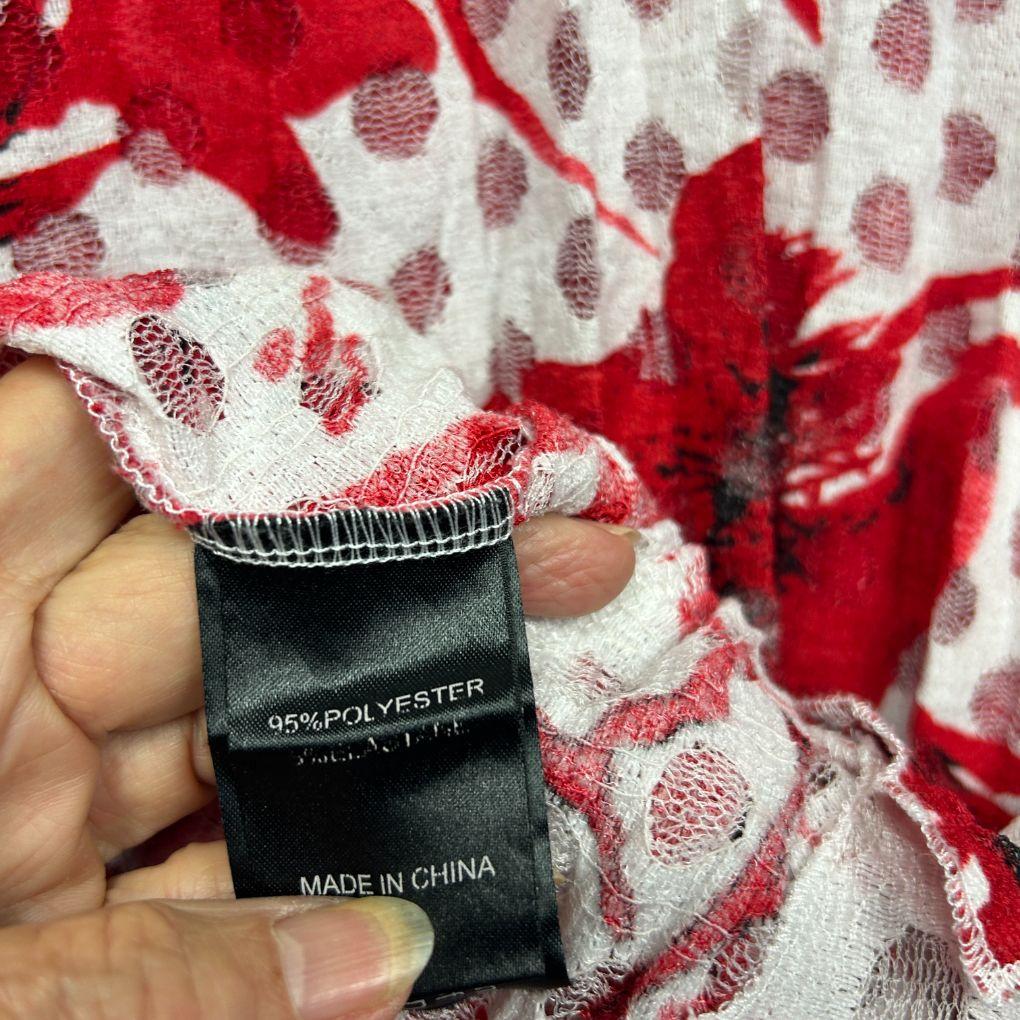 Taking Shape Red and White Floral Top - Size 12/XXS