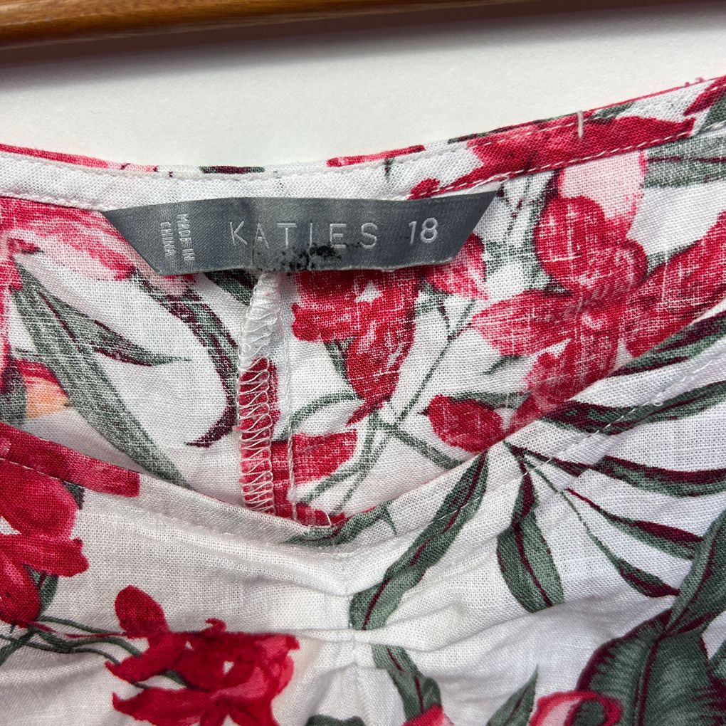 Katies White Floral Linen Dress - Size 18