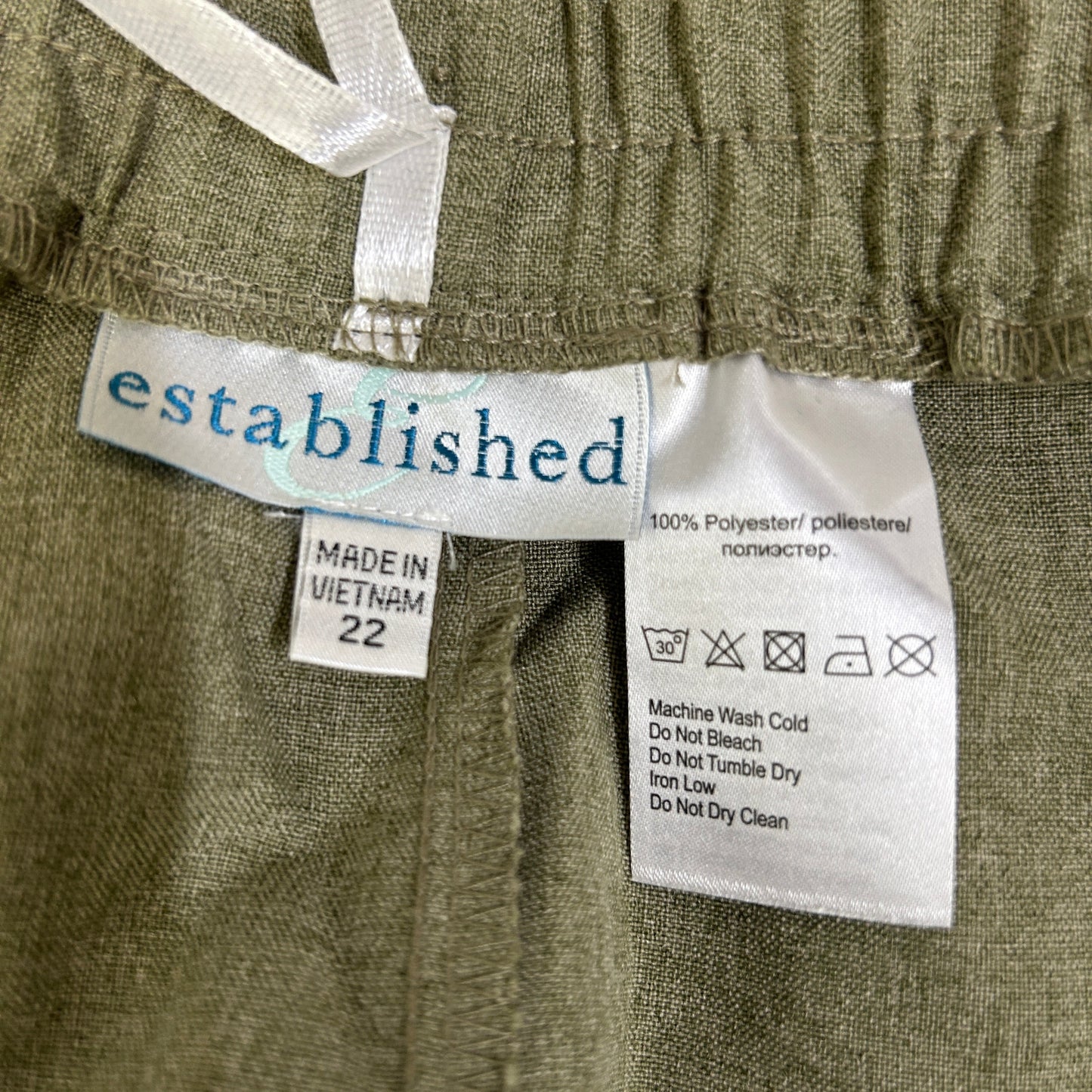 Established Olive Green Pants - Size 22