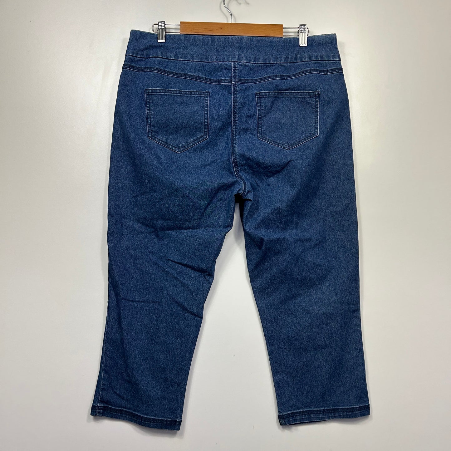Millers Blue Denim Capri Pants - Size 18