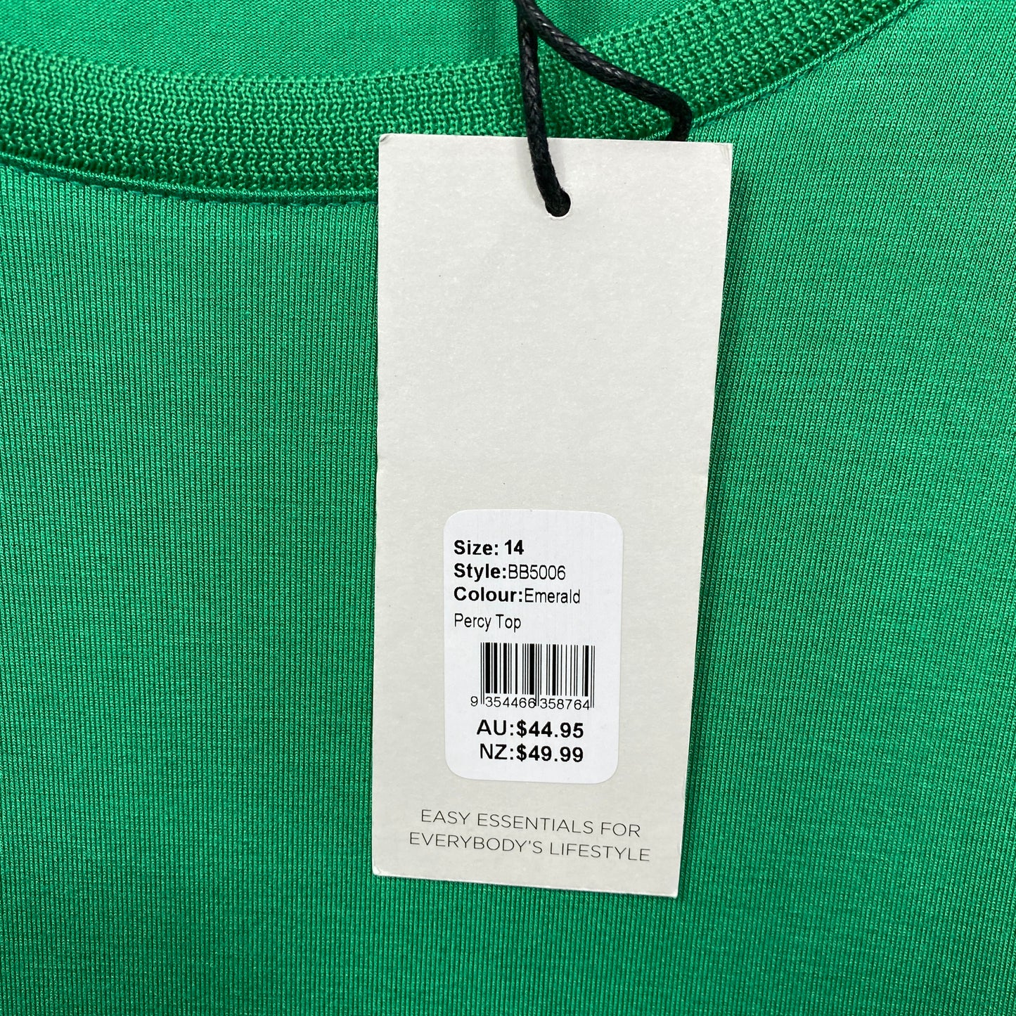 Betty Basics Percy Top Size 14 Green Long Sleeve Viscose New