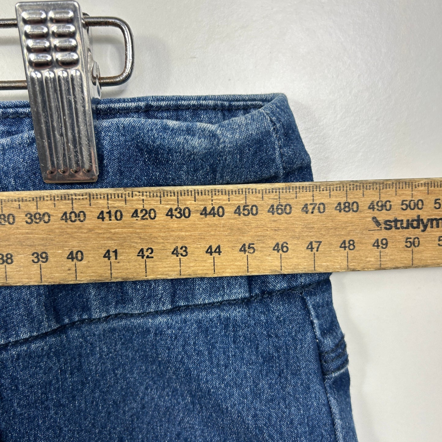 Millers Blue Denim Capri Pants - Size 18