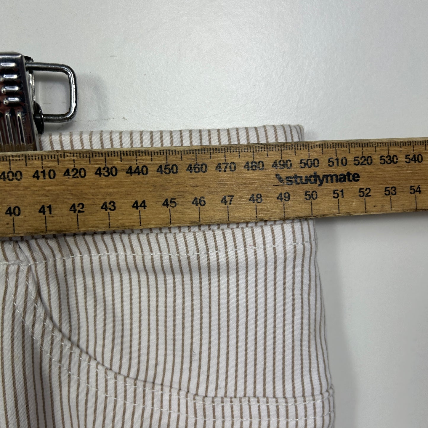 Millers White Grey Striped Capri Pants - Size 20