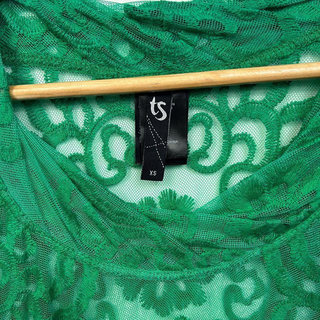 Taking Shape Green Lace Overlay Dress Top Layer - Size 14/XS