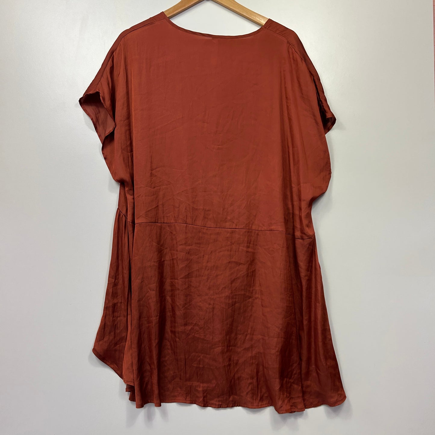 Taking Shape Rust Brown Satin Pleated Top - Size 20