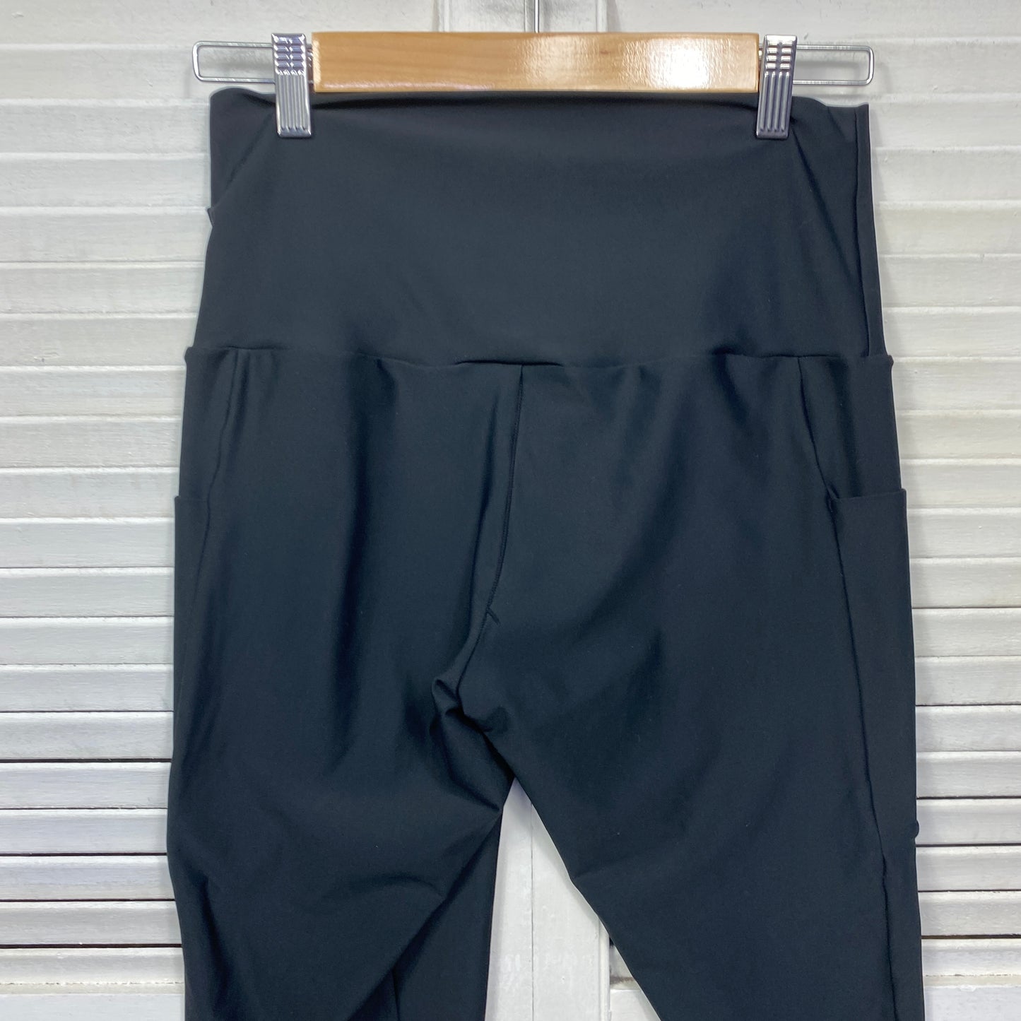 Exoticathletica Activewear Leggings Size Large Black Pockets