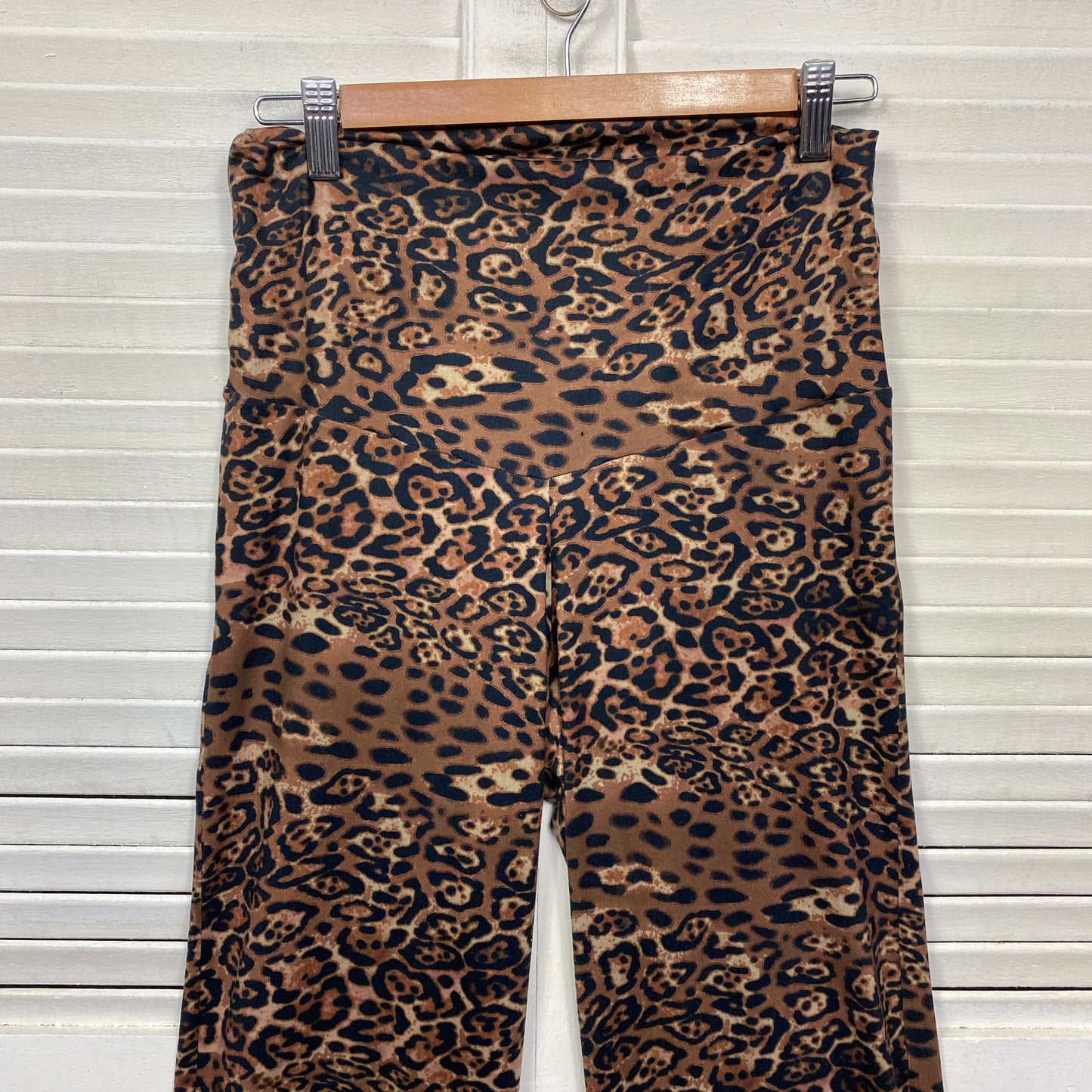 Exoticathletica Activewear Leggings Size Large Soft Touch Full Length Animal Print Flare