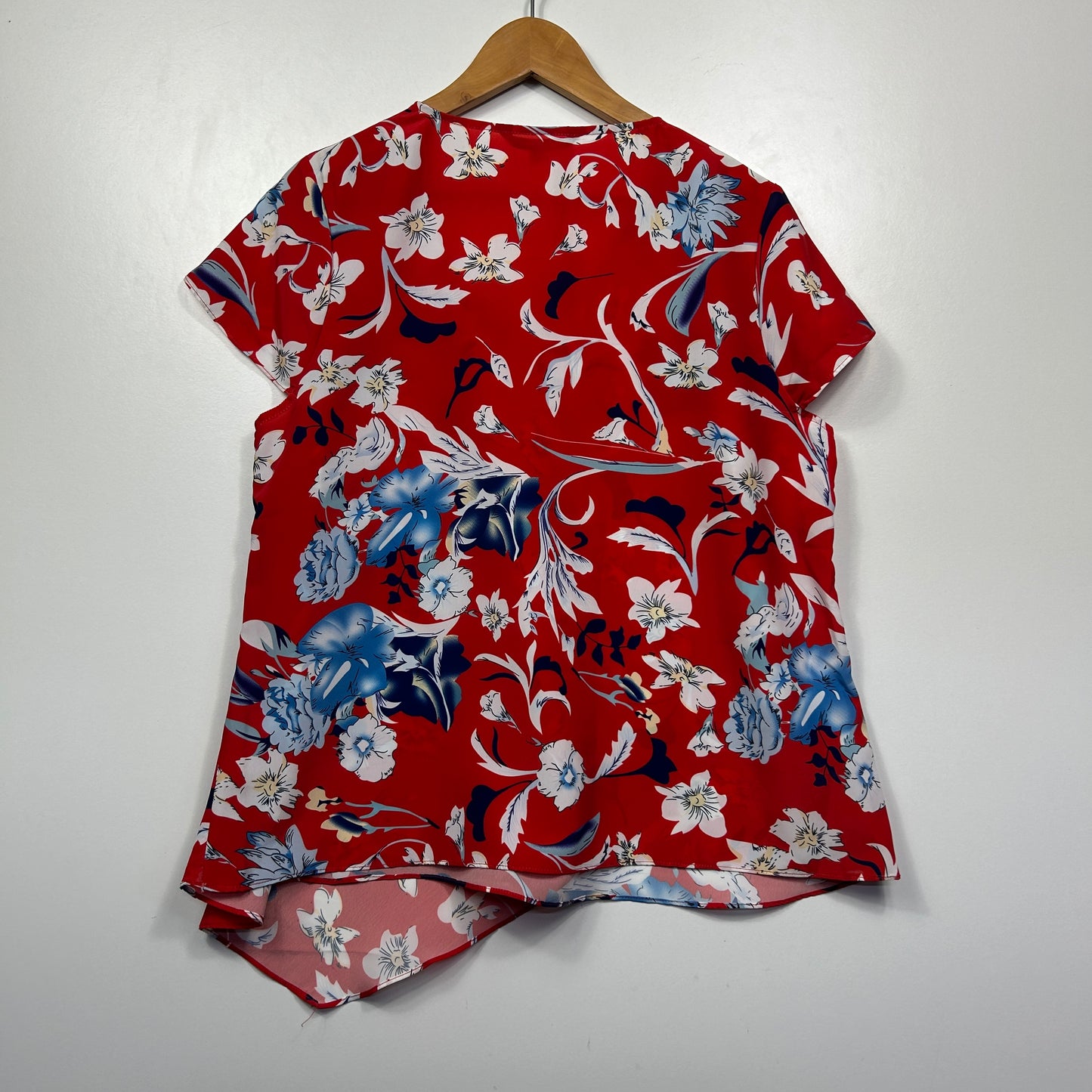 Liz Jordan Red Floral Print Top - Size 16