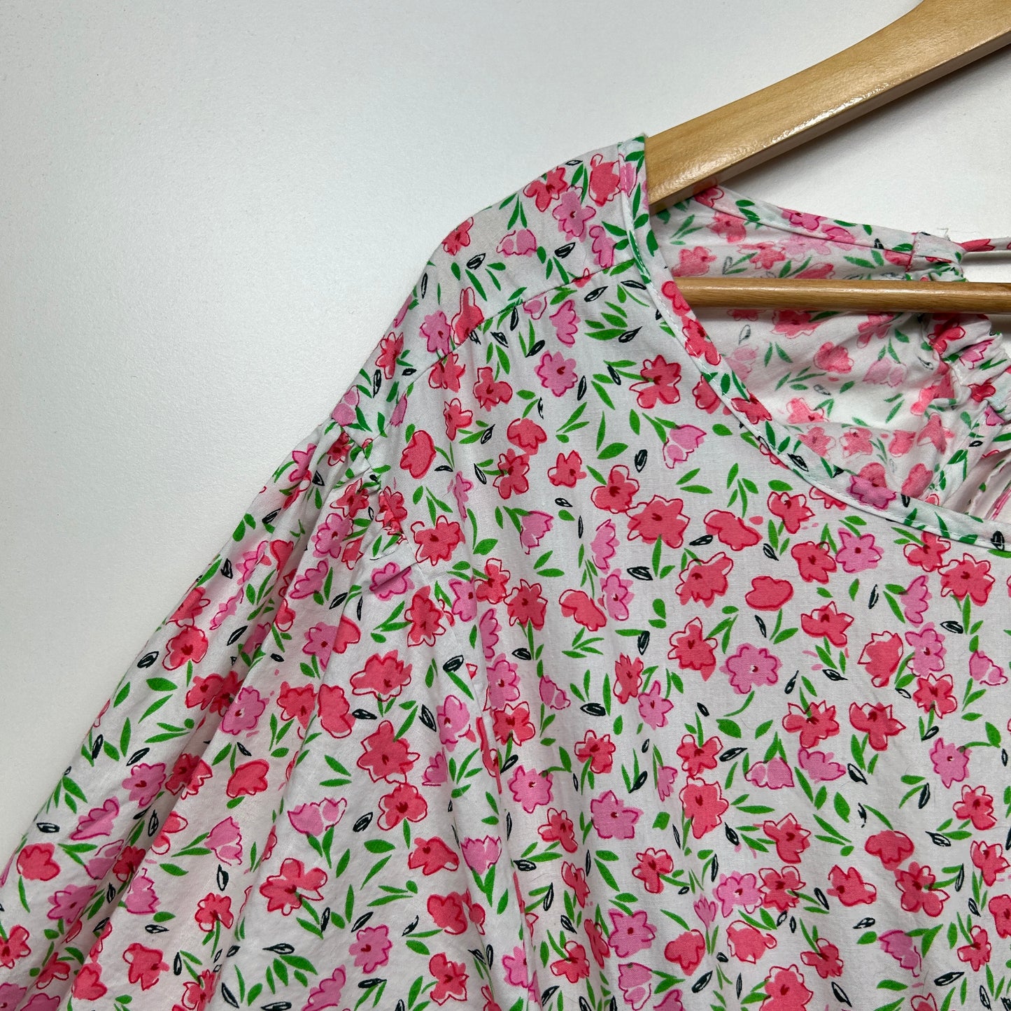 Neon Rose Maxi Cut Out Dress Size 22/24 Floral 3/4 Sleeve