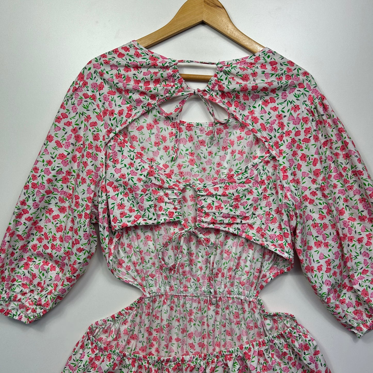 Neon Rose Maxi Cut Out Dress Size 22/24 Floral 3/4 Sleeve