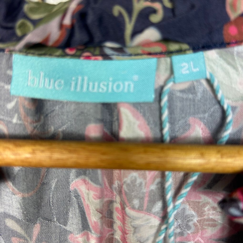 Blue Illusion Navy Floral Dress - Size 16/2L