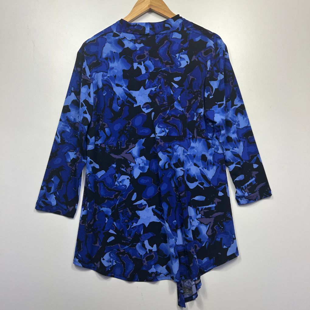 Sandra Soulos Blue Top - Size 16