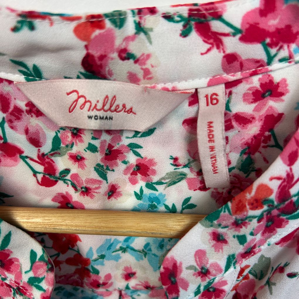 Millers Pink Floral Sleeveless Top - Size 16