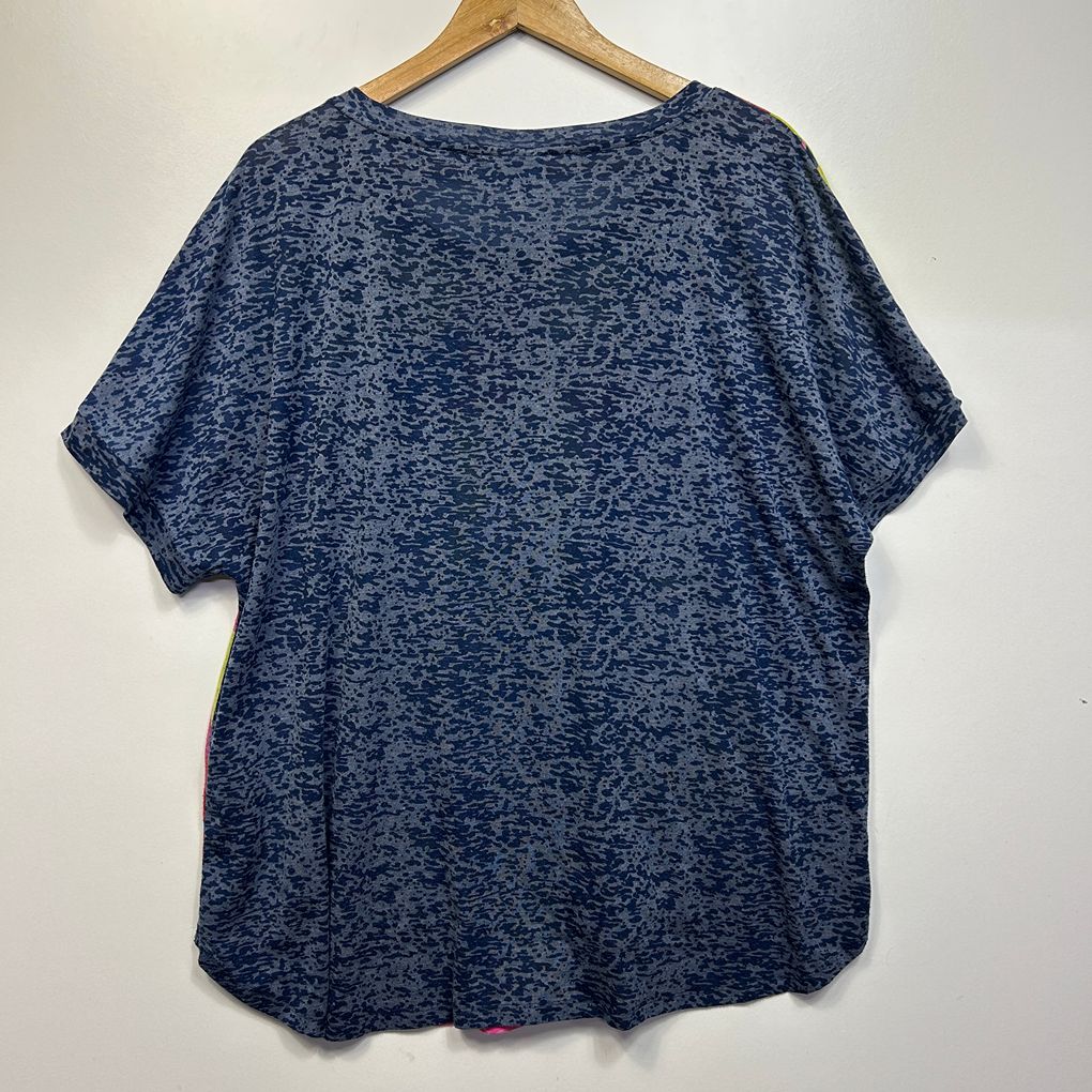 Avenue Multicoloured Top - Size 18/20