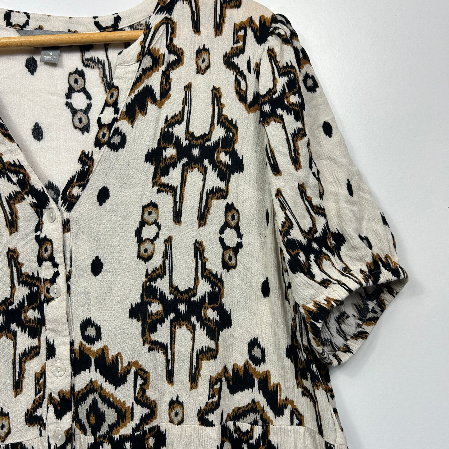 Suzanne Grae Cream Ikat Print Tunic Dress - Size 14