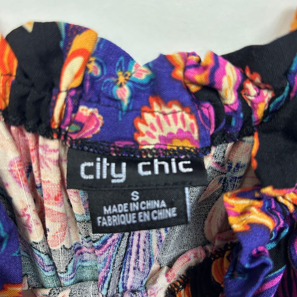 City Chic Black Floral Dress - Size 16/S