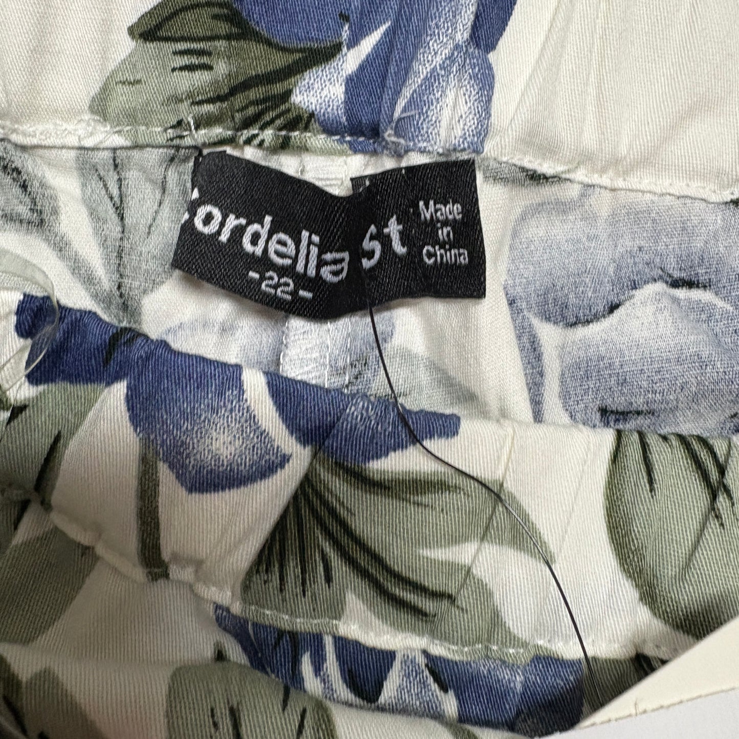 New Cordelia St 3/4 Pant Size 22 Multicoloured Cropped Floral