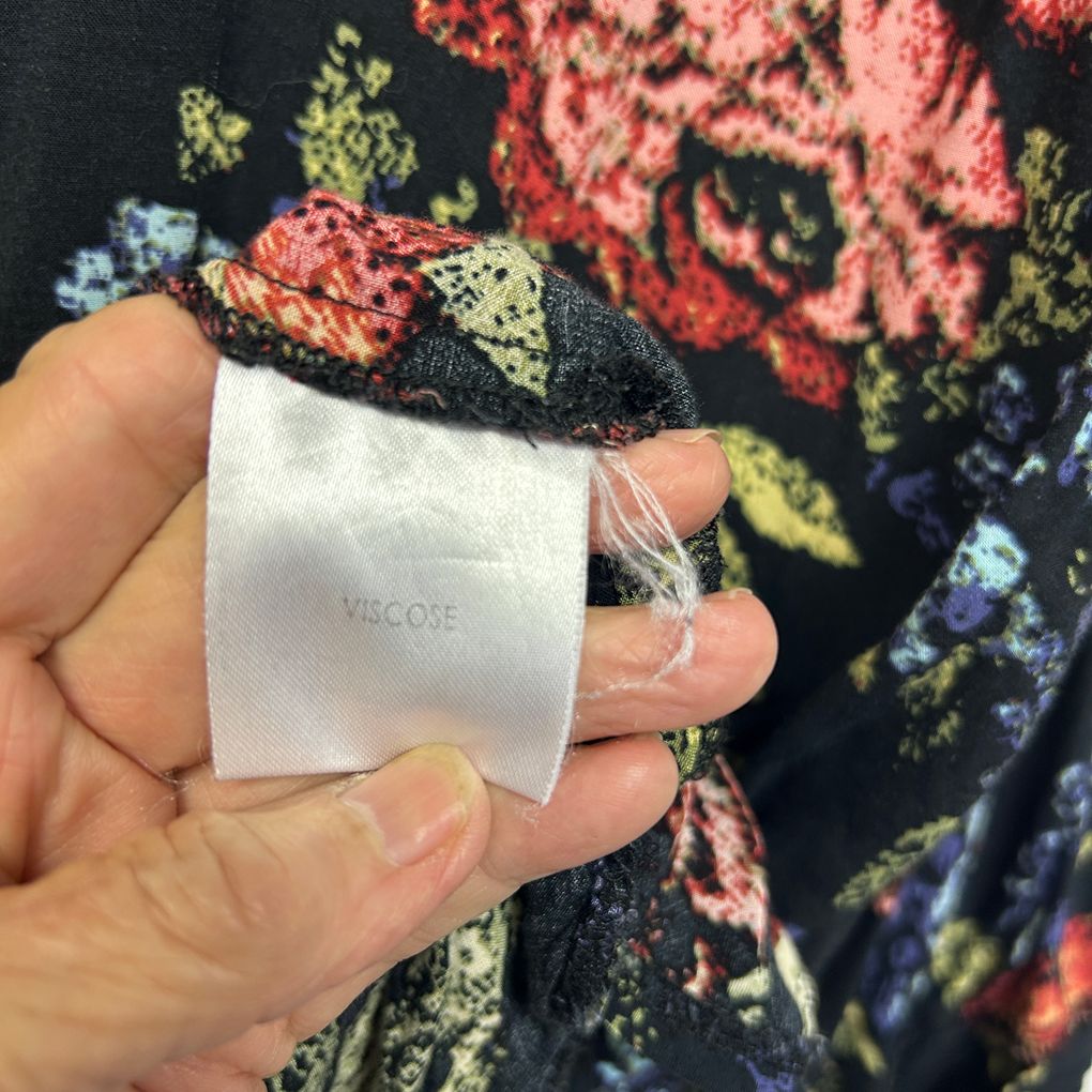 Katies Black Floral Top - Size 18