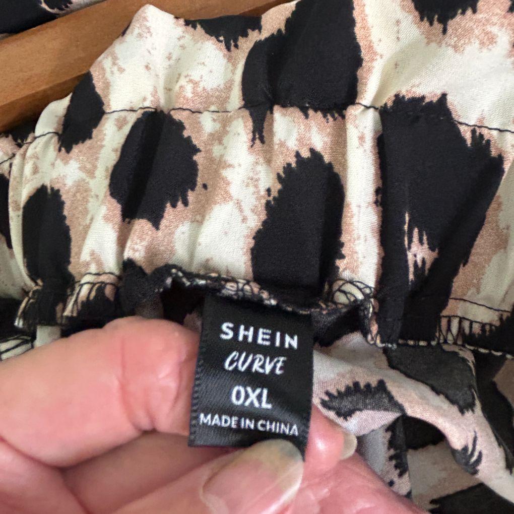 Shein Leopard Print Pants - Size 0XL