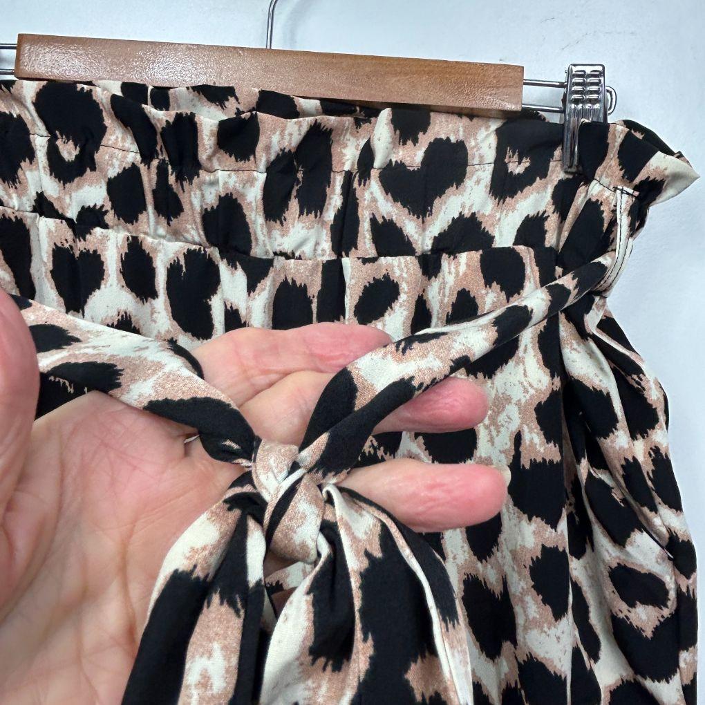 Shein Leopard Print Pants - Size 0XL