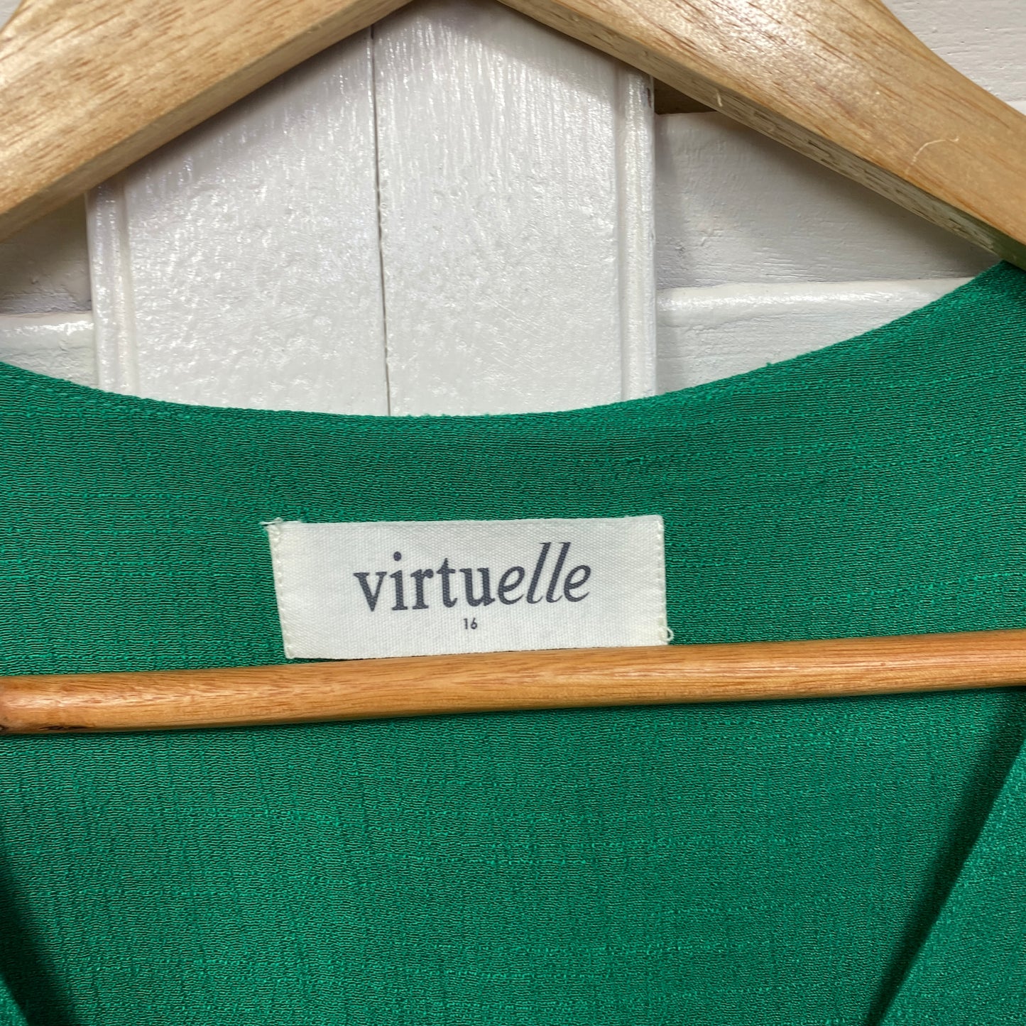 Virtuelle Top Size 16 Green Short Sleeve Viscose Blend