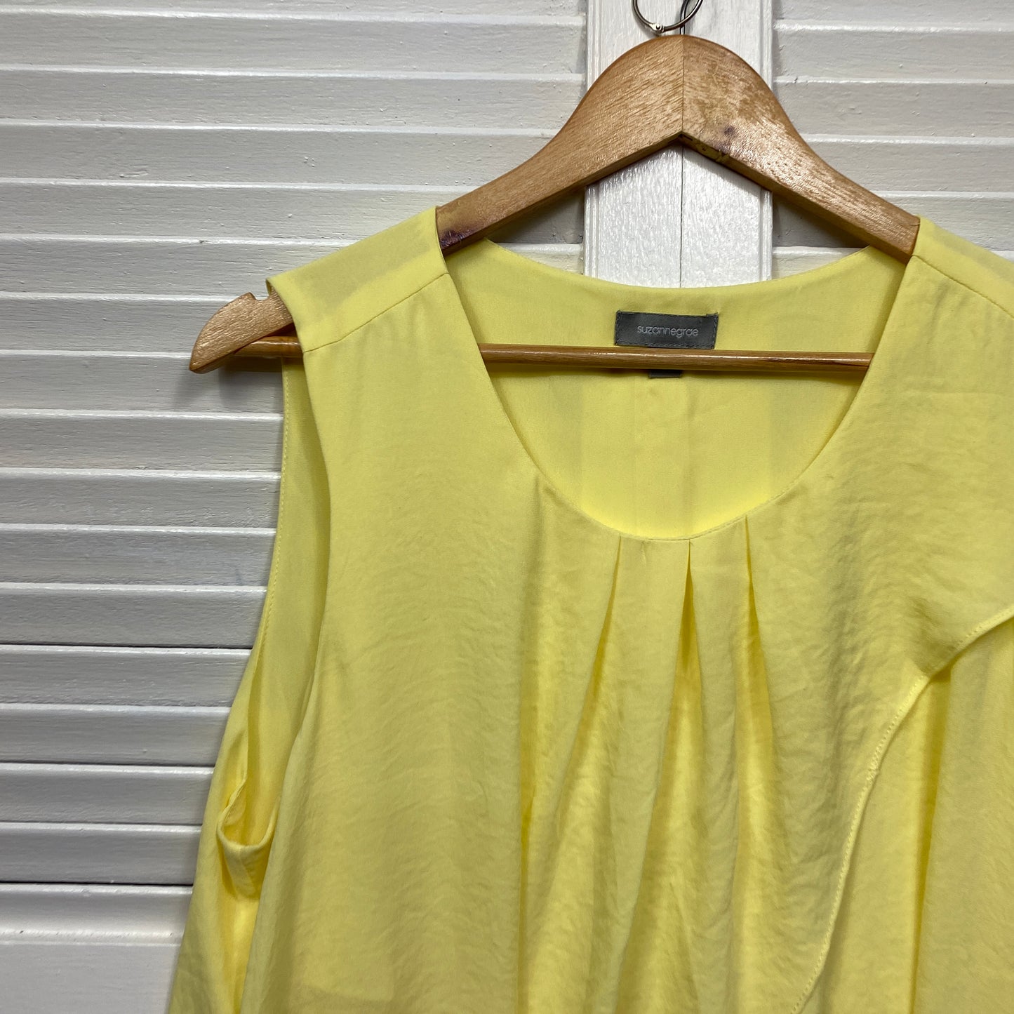 Suzanne Grae Top Size 14 Yellow Sleeveless