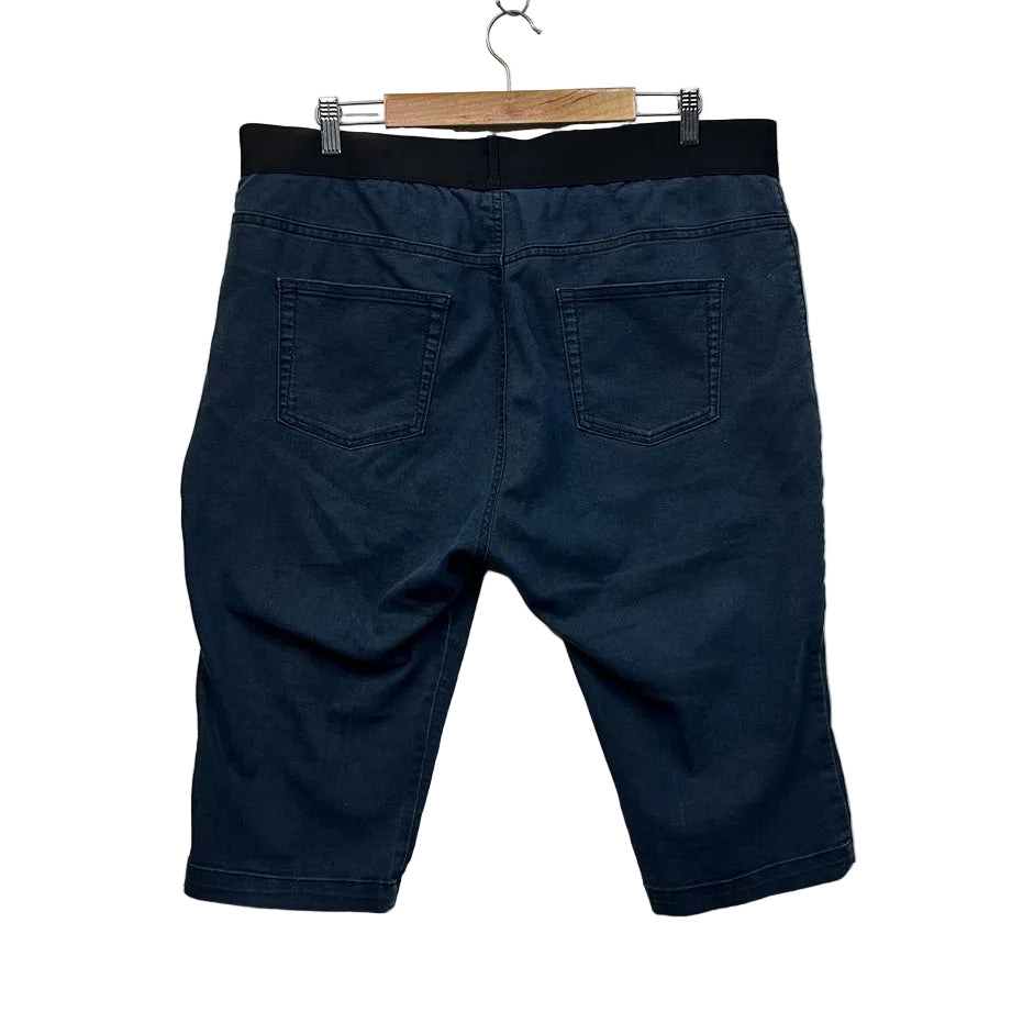 Belle Curve Denim Shorts - Size 22