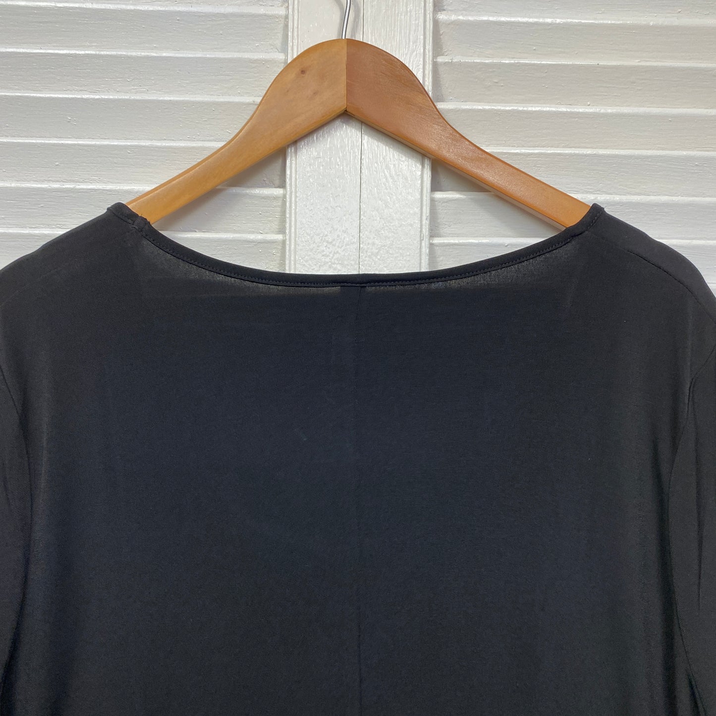 Taking Shape Top Size 20 Short Sleeve Black