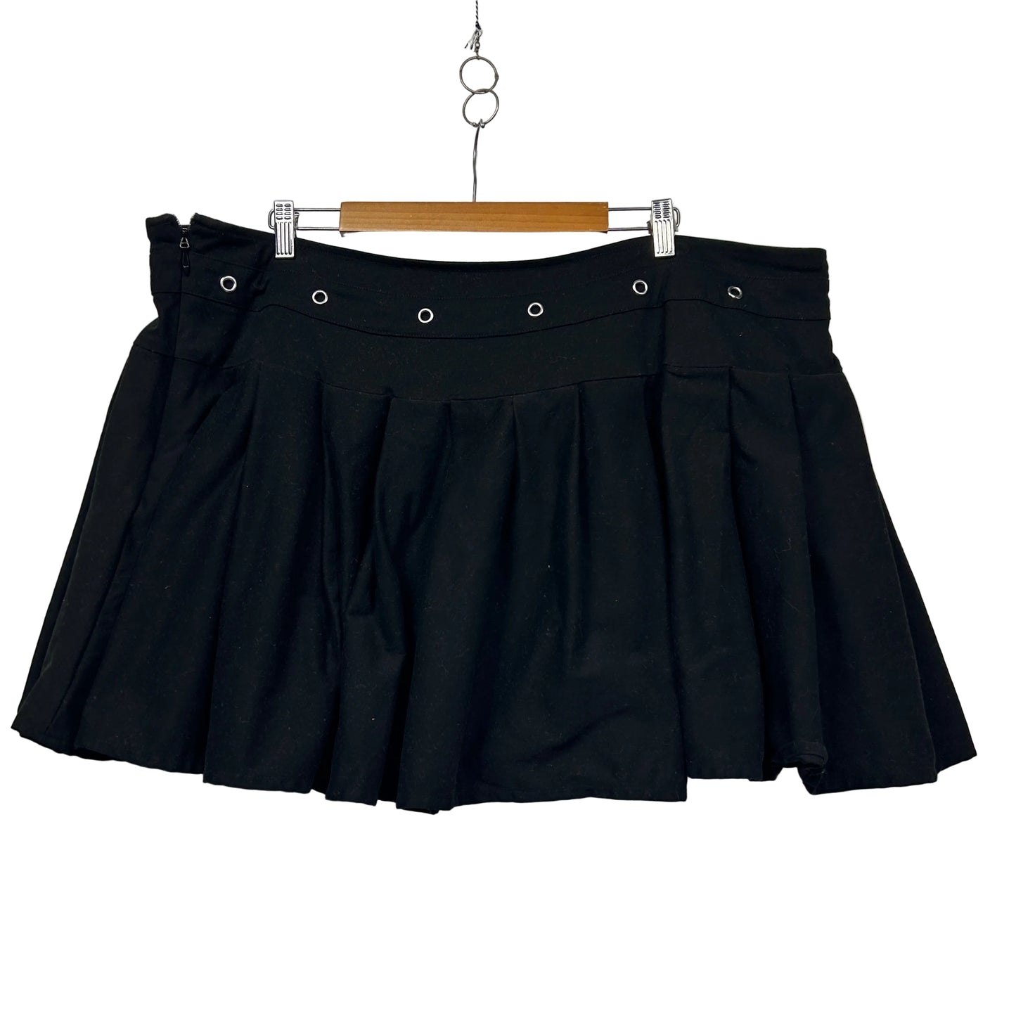 Black Friday Skater Mini Skirt - Size 24
