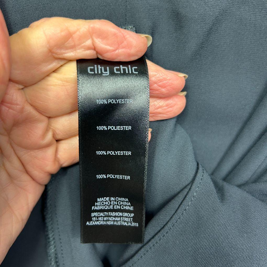 City Chic Black Top - Size 18/M