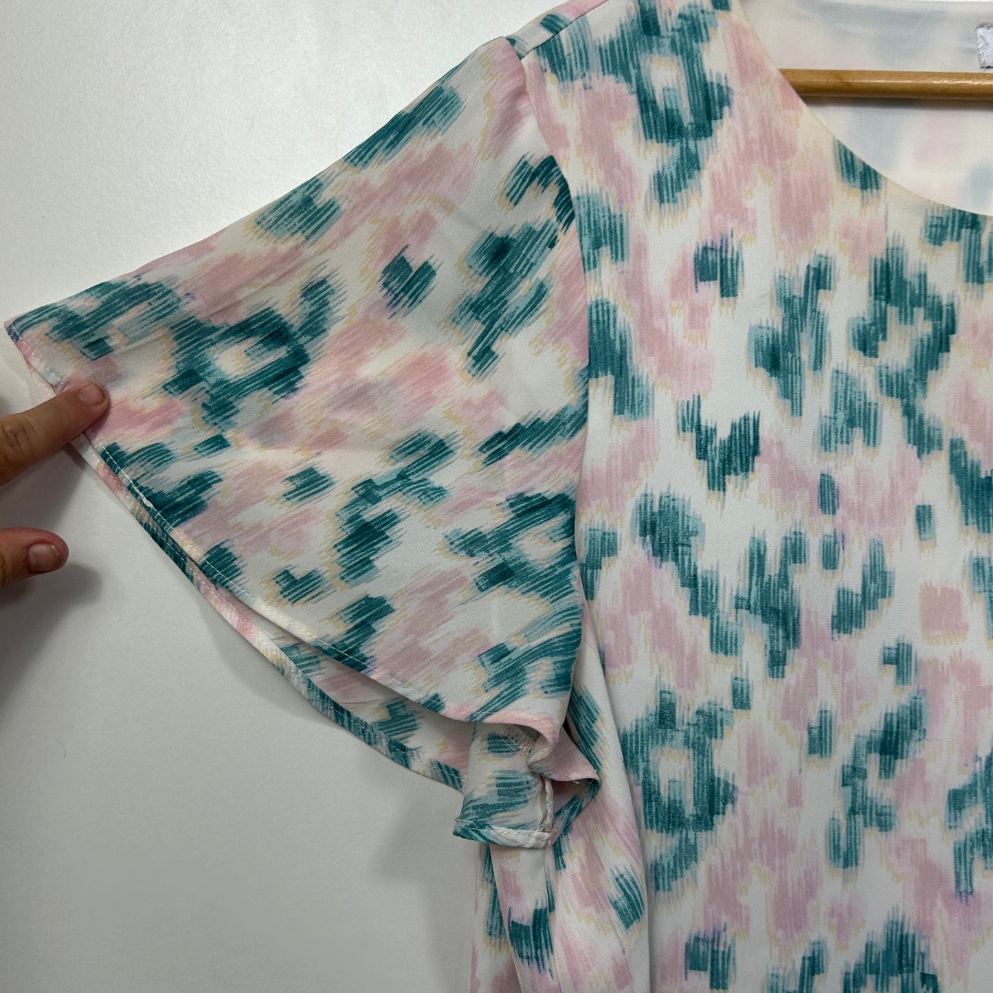 Preview Pink Teal Abstract Print Top - Size 18