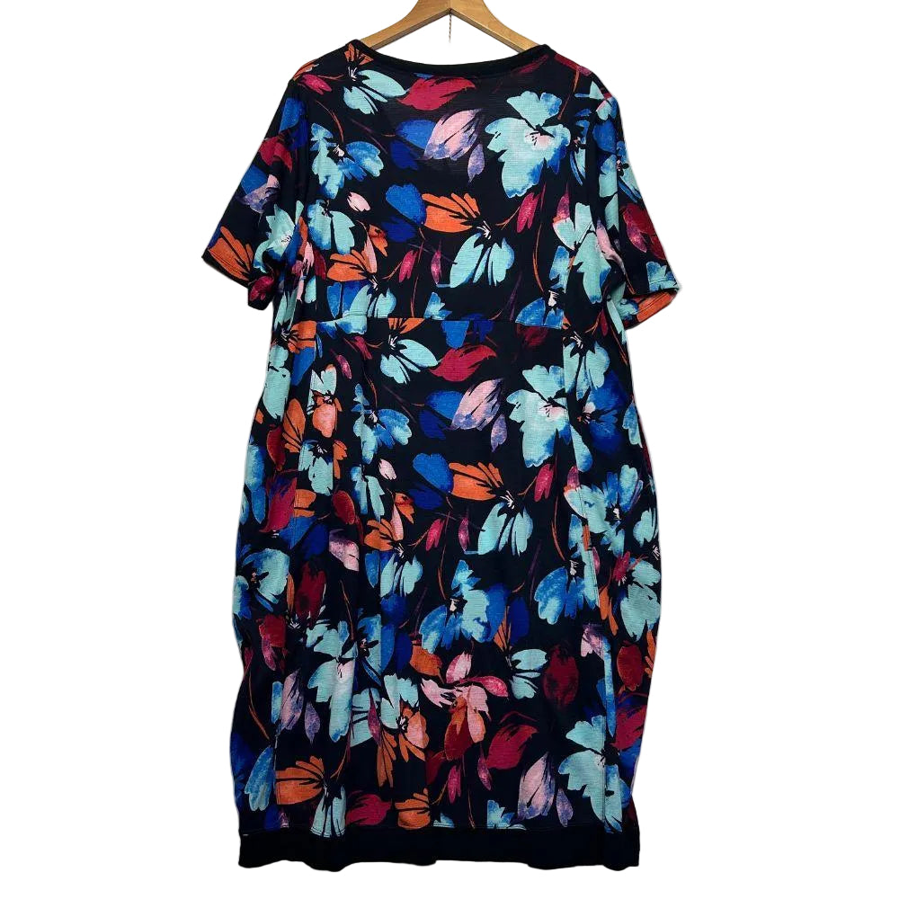 Taking Shape Black Floral Dress - Size 16/18