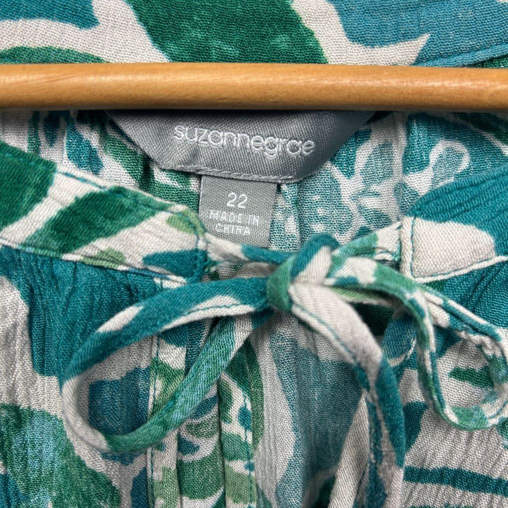 Suzanne Grae Green Floral Top - Size 22