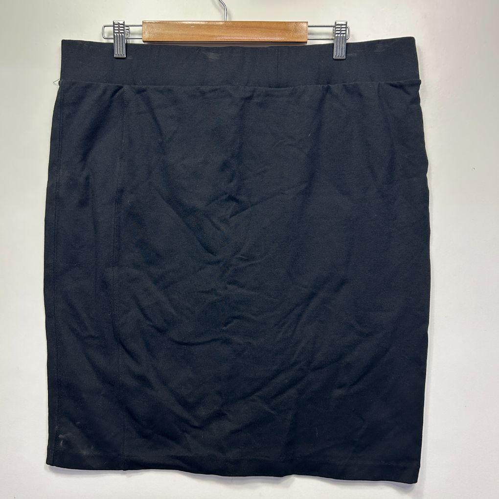 Target Curve Black Skirt - Size 20