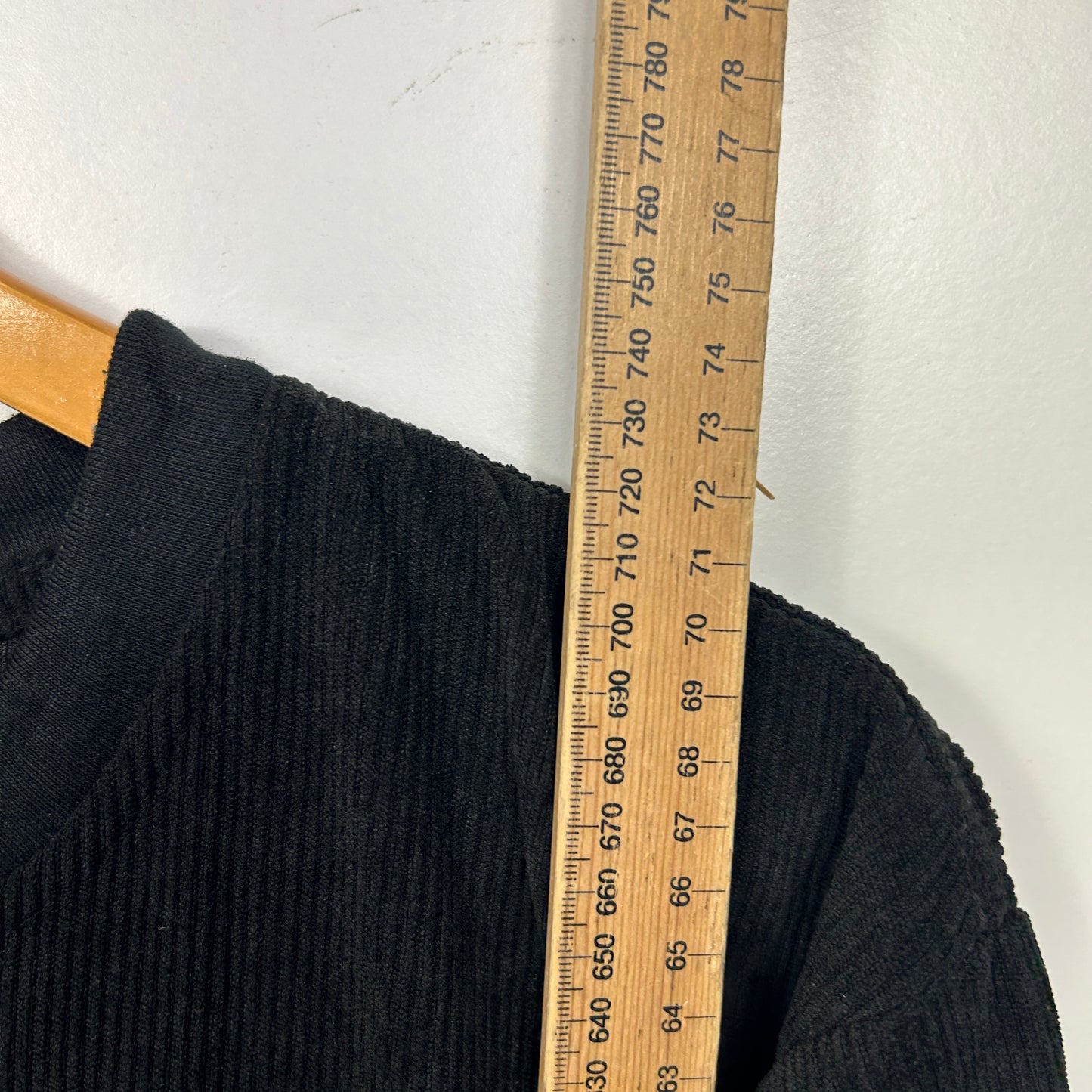 Got Style Black Ribbed Textured Top - Size L