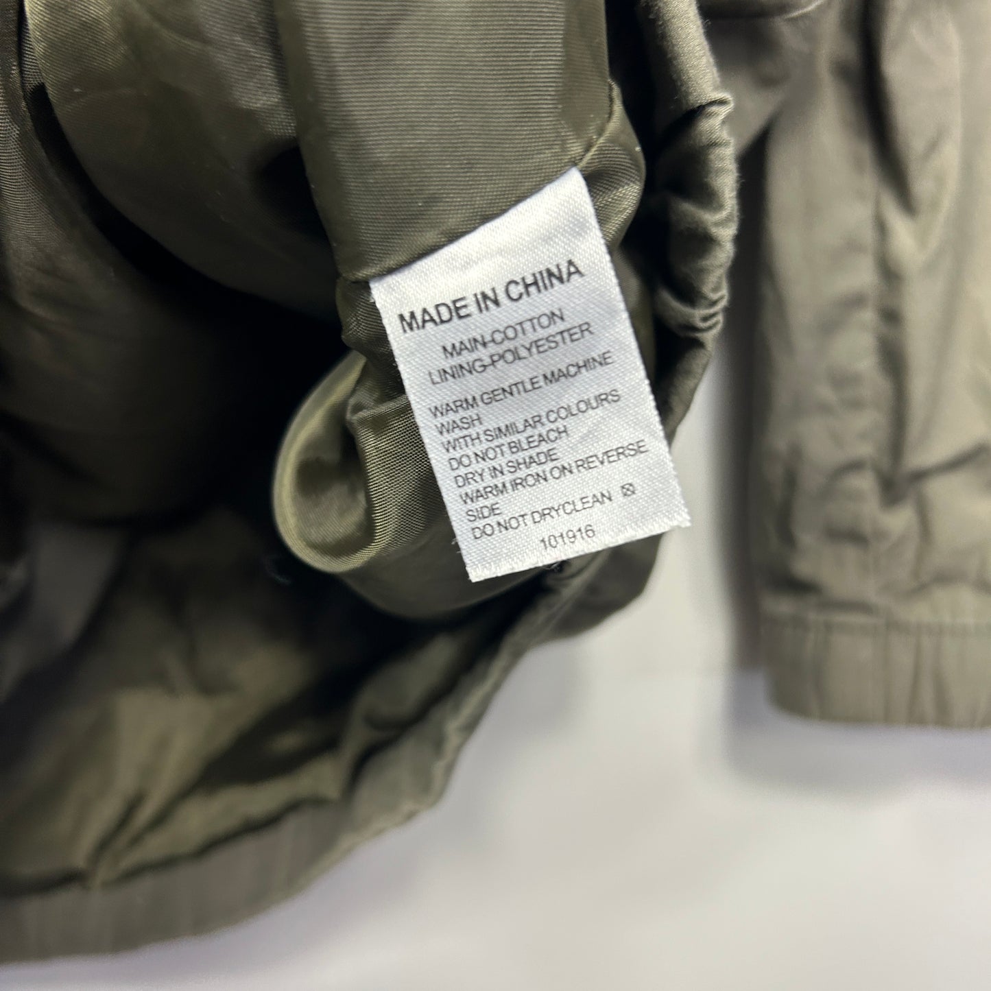 Now Lightwight Jacket Size 14 Green Long Sleeve Pockets