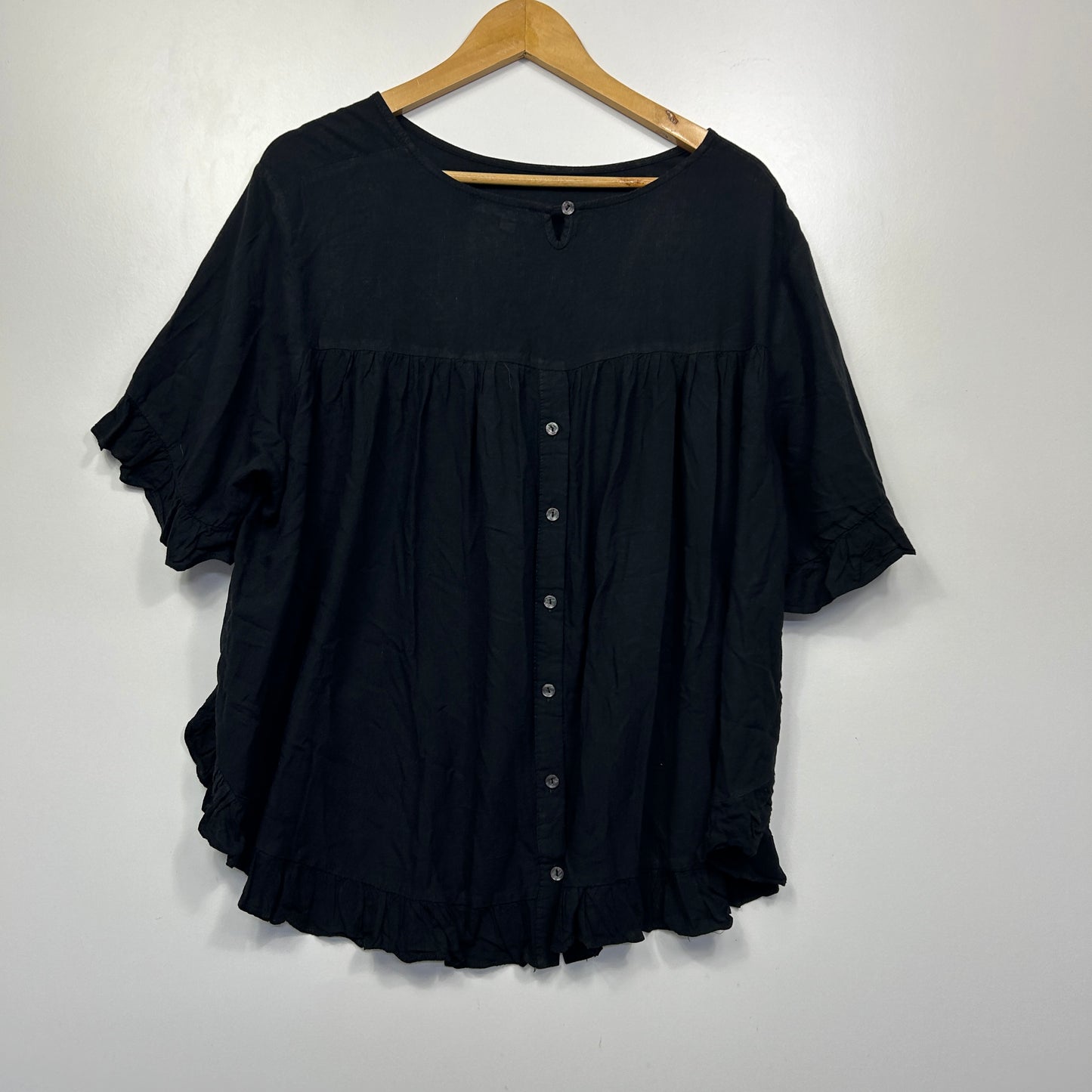 Caroline Morgan Black Button-Front Ruffle Hem Top - Size 16