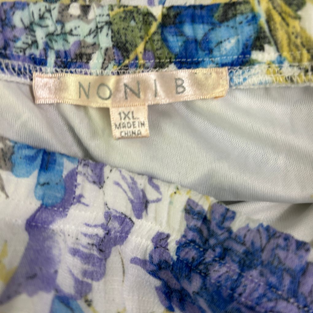 Noni B Blue Floral Skirt - Size 1XL