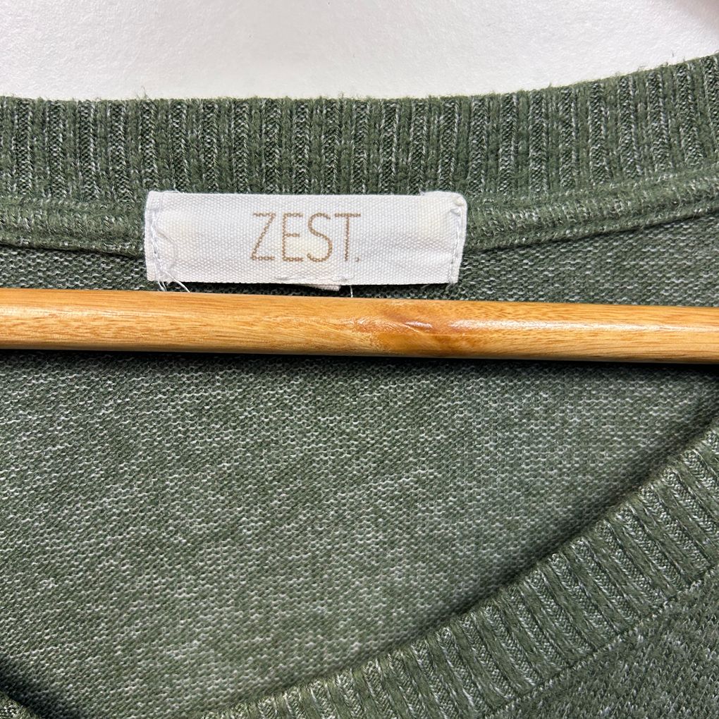 Zest Green Top - Size 14/16