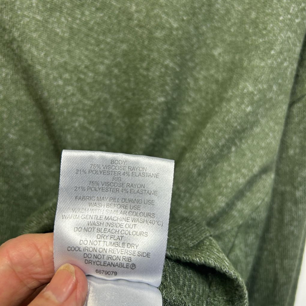 Zest Green Top - Size 14/16