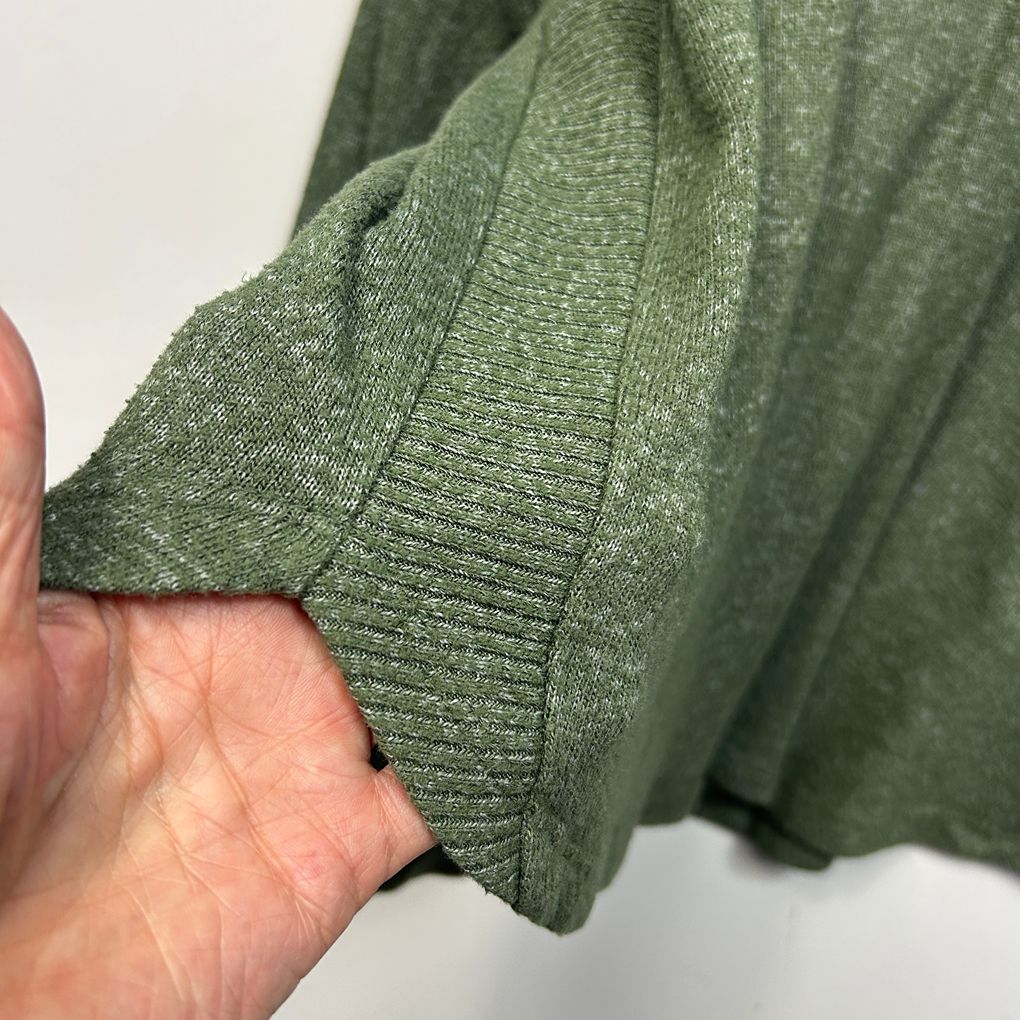 Zest Green Top - Size 14/16