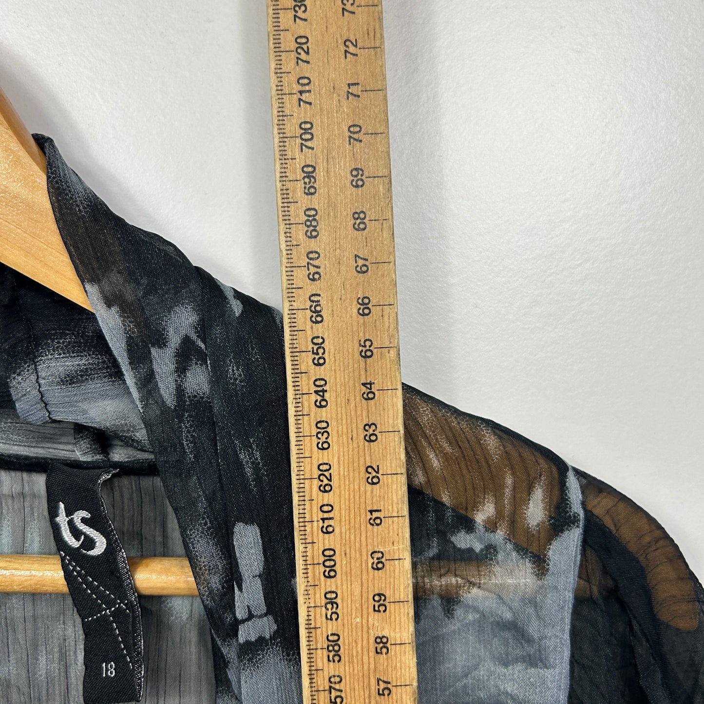 Taking Shape Black and Grey Abstract Print Sheer Top Kimono - Size 18