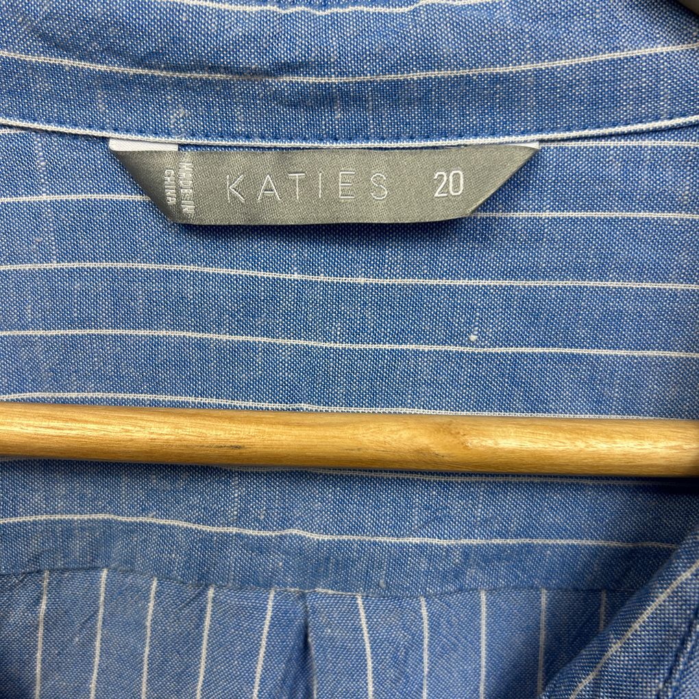 Katies Blue Linen Shirt - Size 20