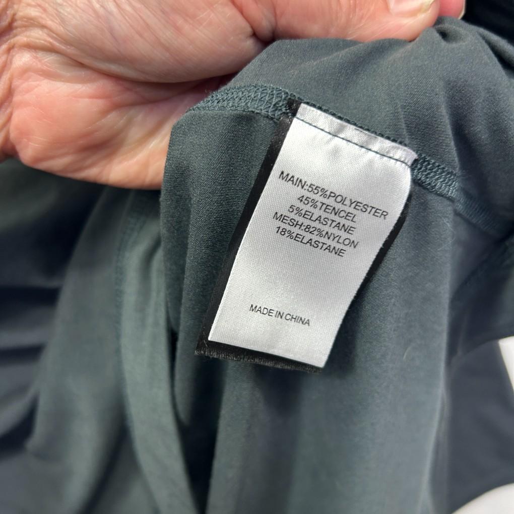 Taking Shape Activewear Top - Size 16
