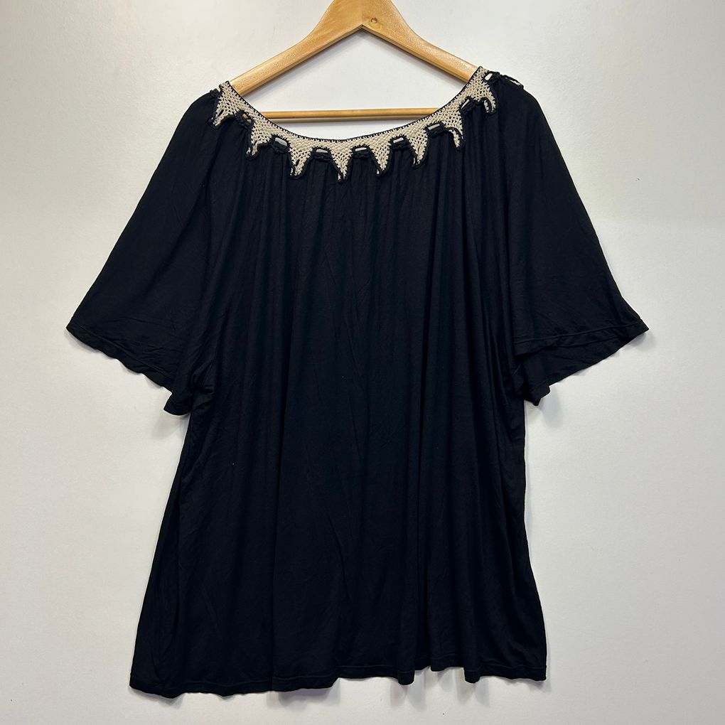 Target Black Short Sleeve Top - Size 26