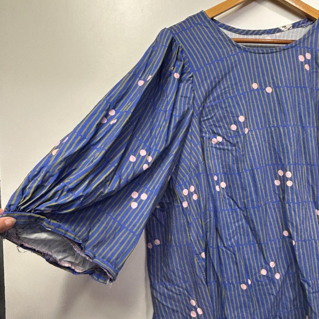 Handmade Floral Blue Spot Top - Size 18/20