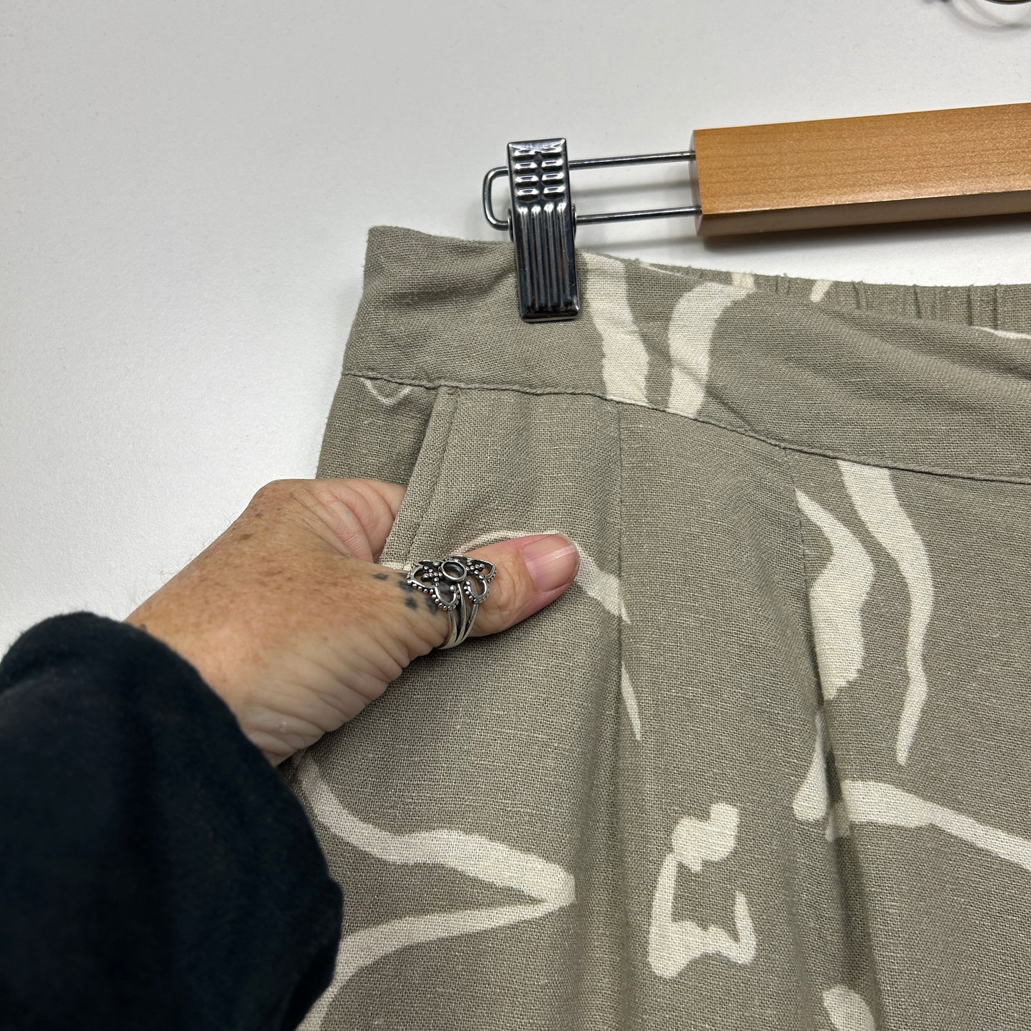 Anko Wide Leg Cropped Pants Size 14 Pockets Linen Blend